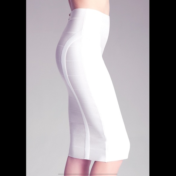 SOLD ‼️ BEBE Bandage Skirt - Picture 2 of 6